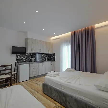 Maci * Sarandë